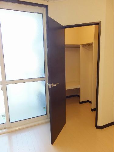 収納　ウォークインクローゼット付きのお部屋です。