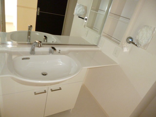 洗面設備　洗髪洗面化粧台