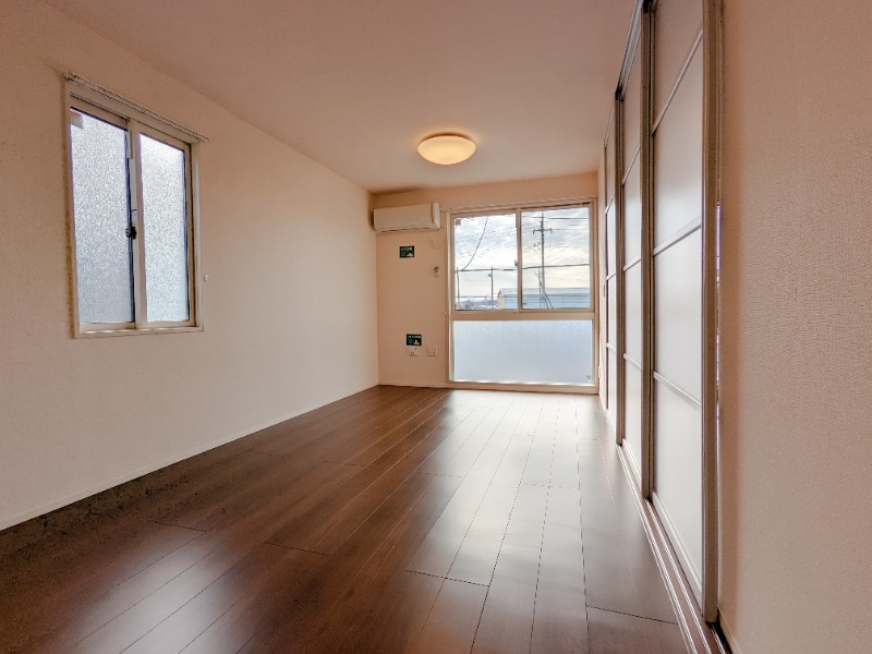 居室・リビング　図面と現状に相違がある場合には現状を優先