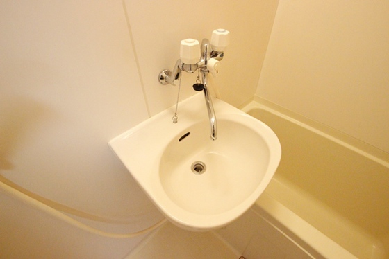 バルコニー　※他の号室の号室の写真です。