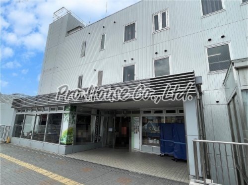 ショッピングセンター　Emio保谷（ショッピングセンター）まで173m