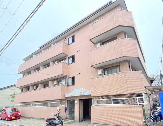 建物外観　駅近の閑静な住宅地
