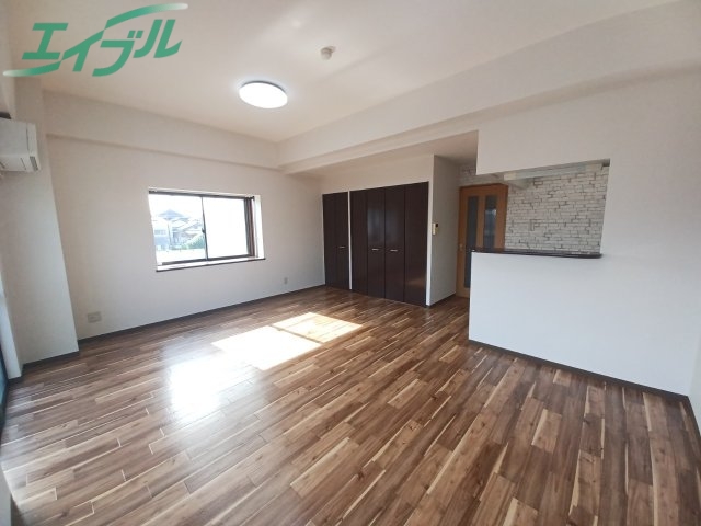 居室・リビング　※同物件別部屋のお写真です。