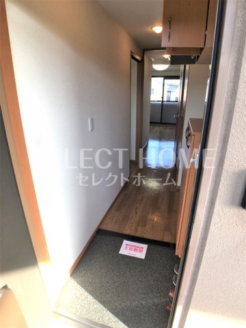 玄関　ゆったりとした玄関です