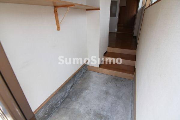 玄関　落ち着いた玄関です