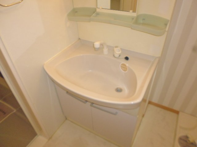 洗面設備　洗髪洗面化粧台