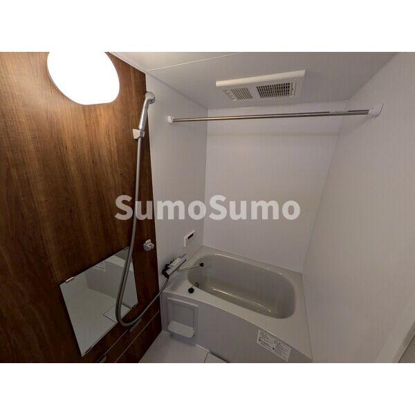 バス・シャワールーム　お風呂で日々の疲れを落としましょう