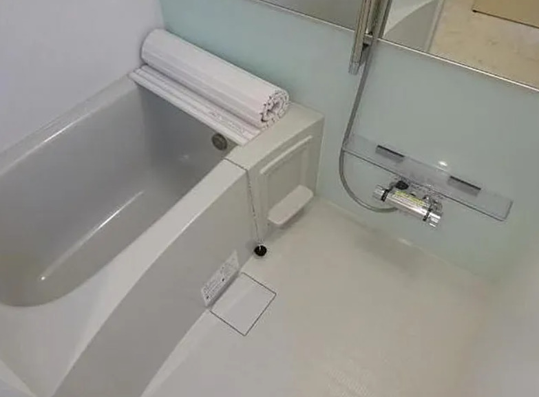 バス・シャワールーム　※別部屋の参考写真です。