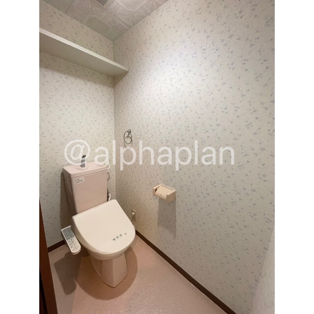 トイレ　温水洗浄便座