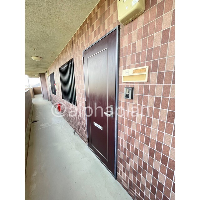 玄関　玄関外観