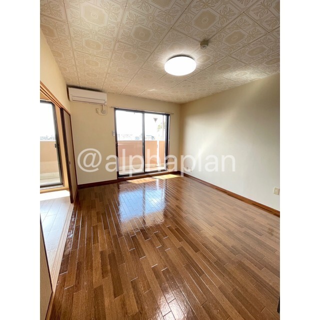 居室・リビング　エアコン新品！日当たり良好なＬＤＫです♪