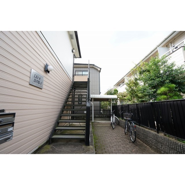 エントランス　共用