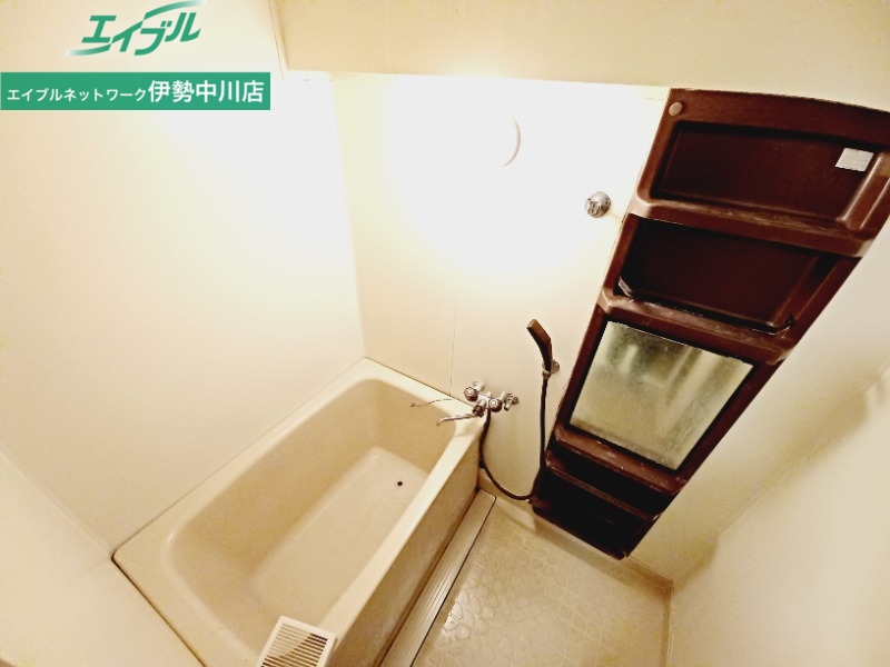 バス・シャワールーム　同タイプの部屋写真です