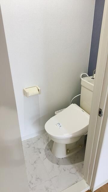 トイレ　シンプルで使いやすいトイレです