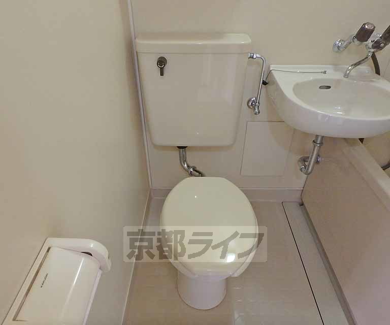 トイレ　機能的なユニットタイプです