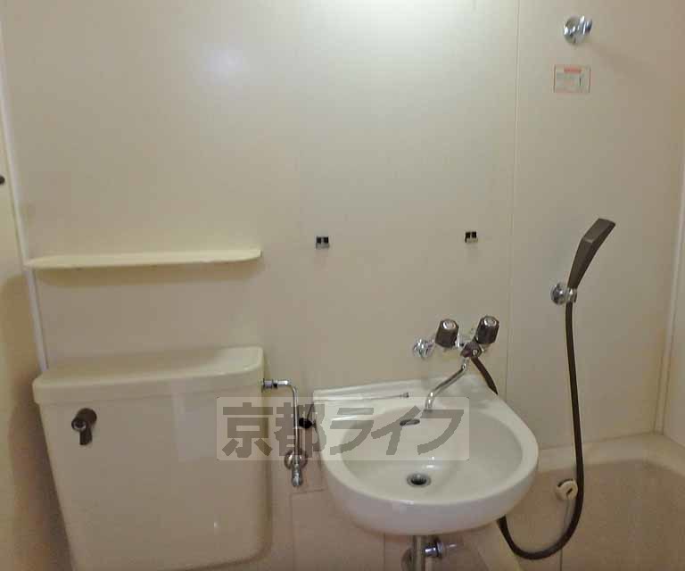 洗面設備　機能的なユニットタイプです