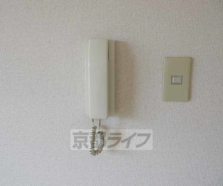 セキュリティ　インターホン対応可。