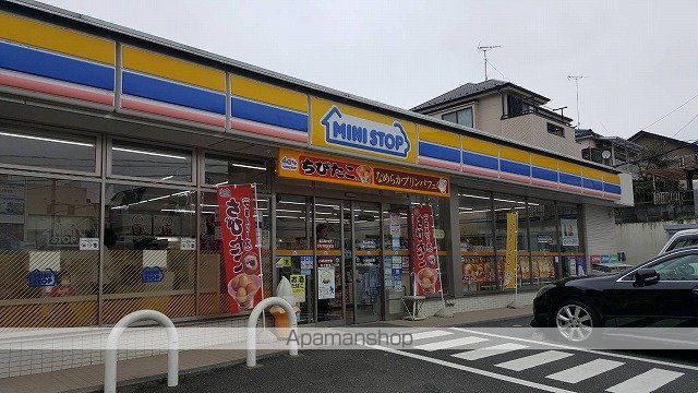 コンビニ　ミニストップ（コンビニ）まで173m