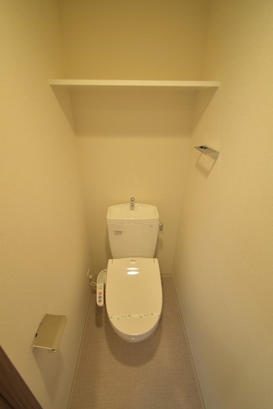 トイレ　同施工会社の同仕様写真です。