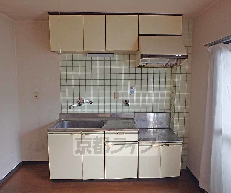 キッチン　ワイドサイズのキッチンです。