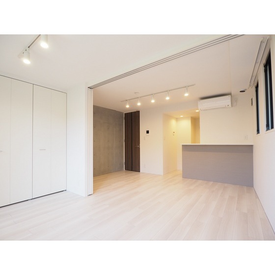 居室・リビング　９．８帖のリビング