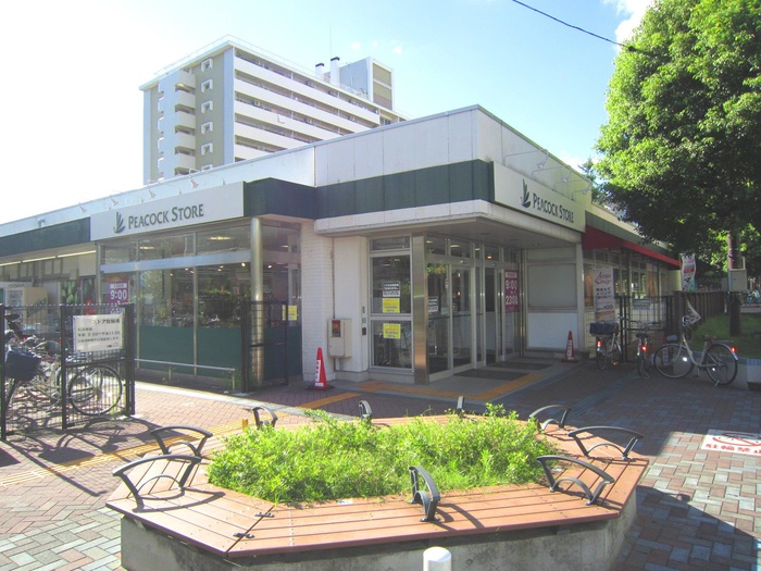 スーパー　ピーコックストア大島店（スーパー）まで385m