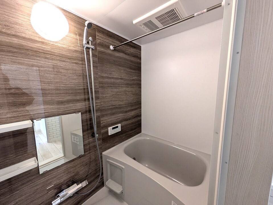 バス・シャワールーム　浴室