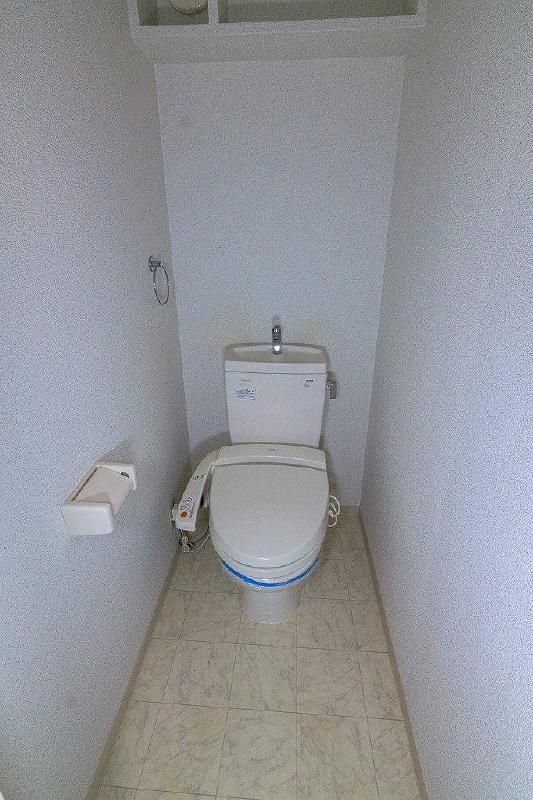 トイレ　落ち着いたトイレです