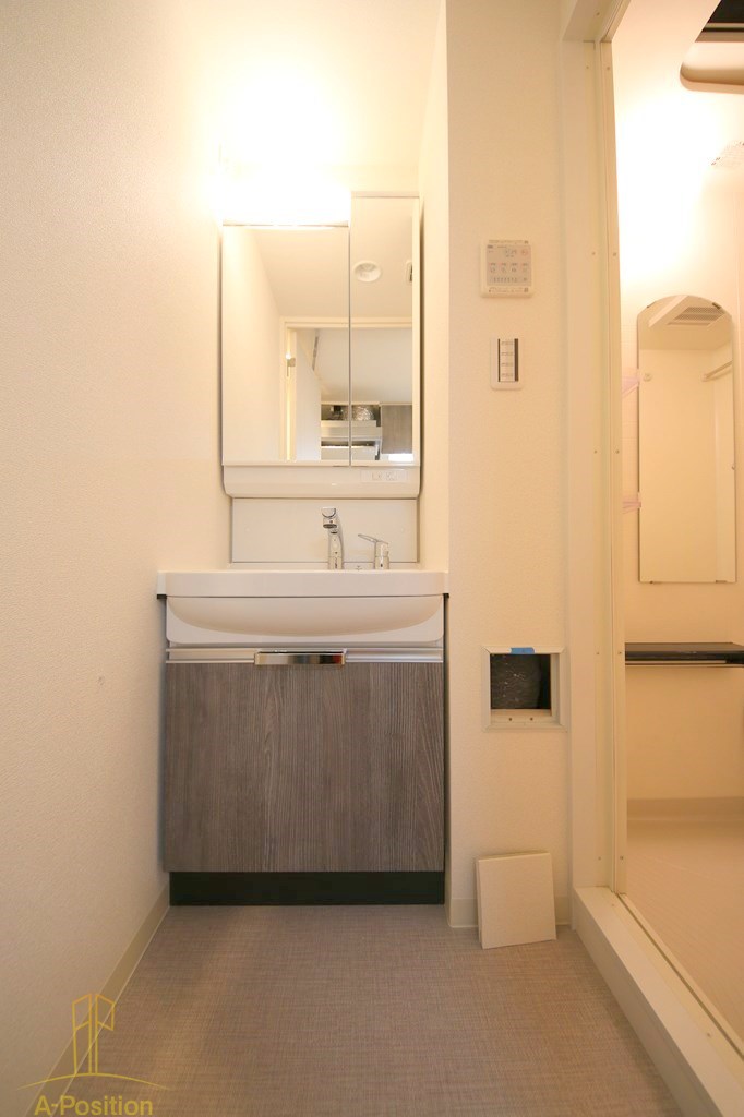 洗面設備　プレサンス堺筋本町ディスティニー