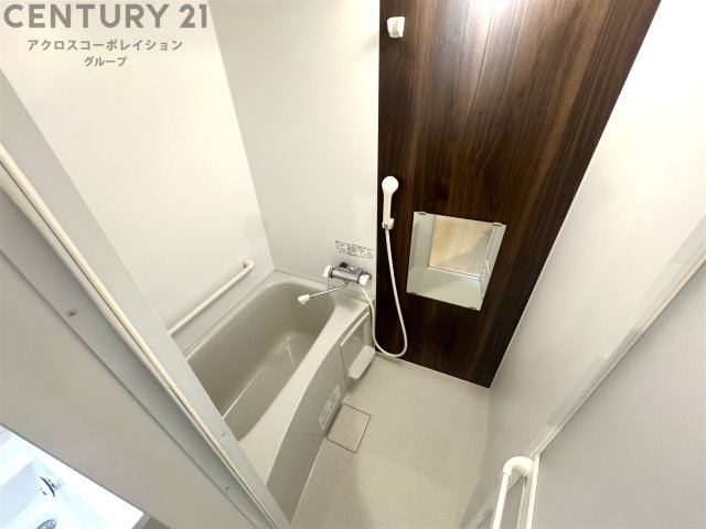 バス・シャワールーム　浴室乾燥付きのバスルーム♪