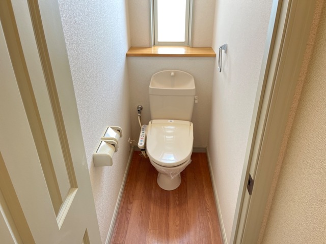 トイレ　清潔感のあるトイレです