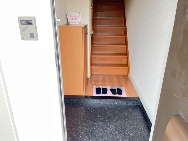 玄関　落ち着いた玄関です