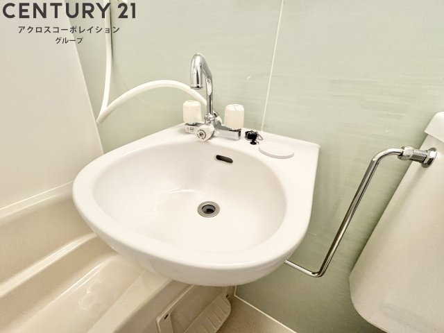 洗面設備　コンパクト洗面台