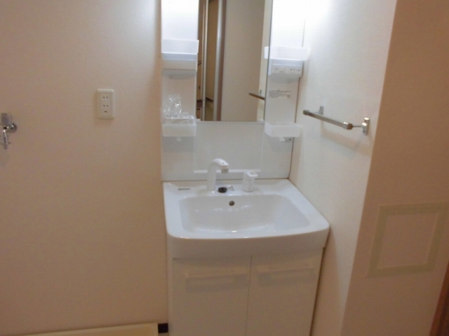 洗面設備　温水洗浄暖房便座