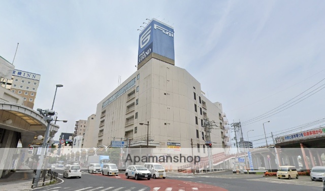 スーパー　フジフジグラン岩国１Ｆ食品のフロアくにきよ園芸（スーパー）まで441m