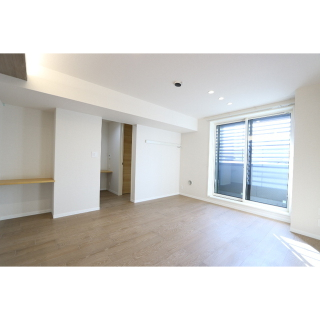 居室・リビング　約１４．５帖の明るいＬＤＫ♪