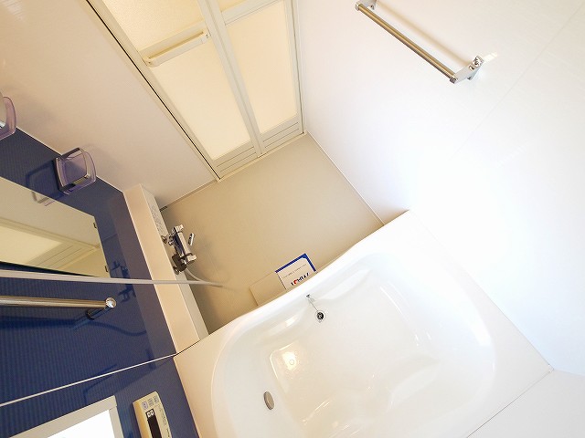 バス・シャワールーム　お風呂です