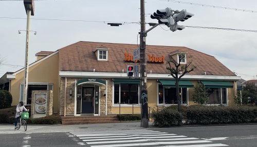 飲食店　ロイヤルホストおりおの店（飲食店）まで102m