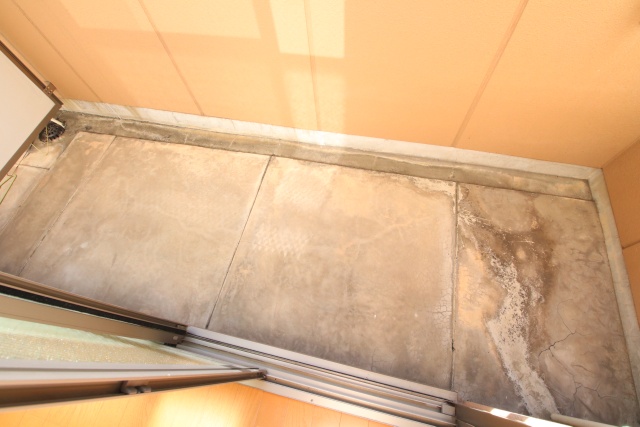 バルコニー　※別号室の参考写真です