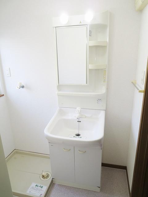 洗面設備　洗面化粧台