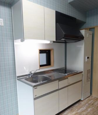 キッチン　※同タイプの写真となり、実際のお部屋とは異なる場合があります