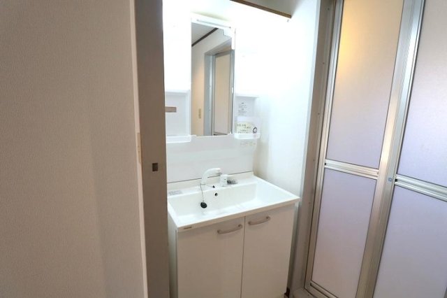 洗面設備　洗髪洗面化粧台