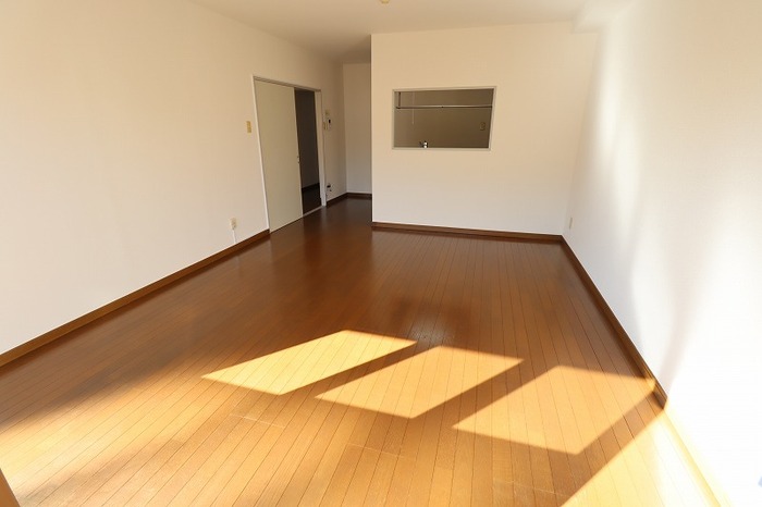 居室・リビング　リビング（エアコン付）