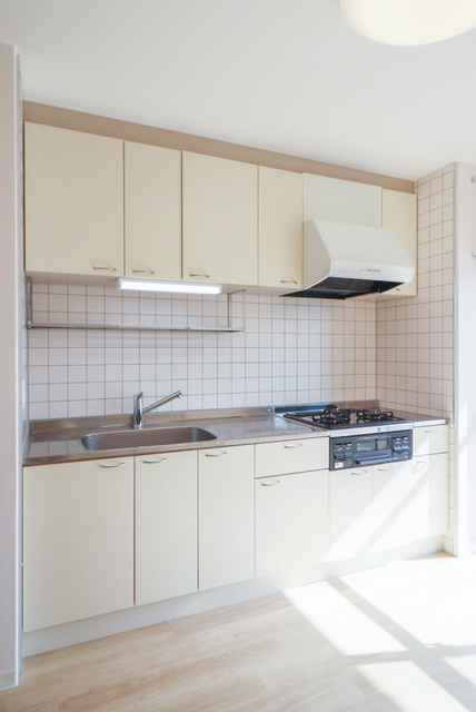 キッチン　コンロ設置済みのキッチンです