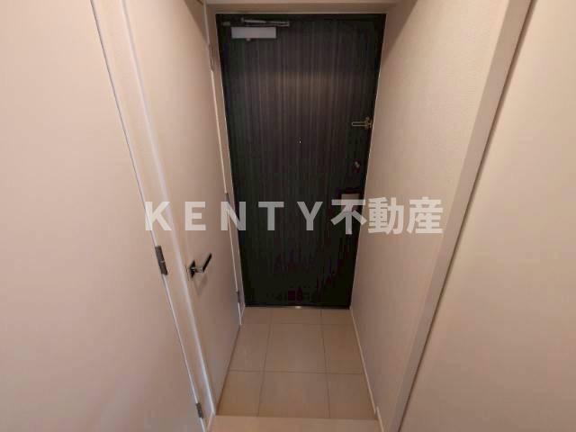 玄関　収納もある玄関です