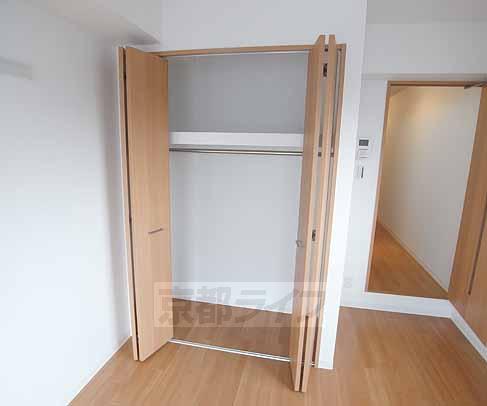 収納　角部屋仕様：クローゼットです。