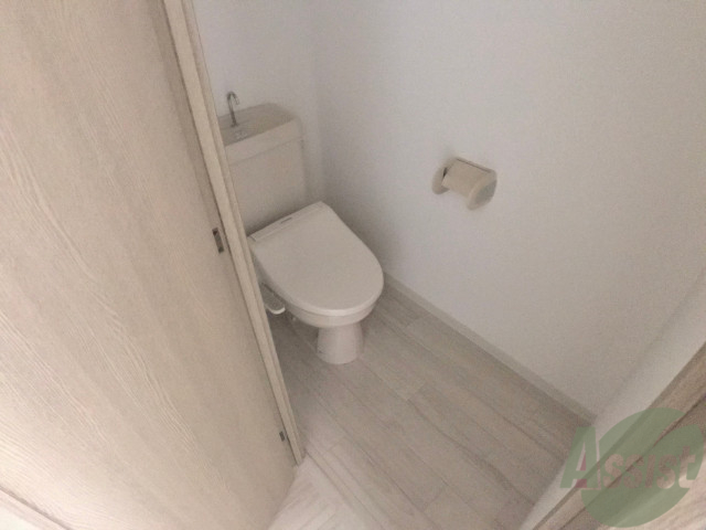 トイレ　トイレはウォッシュレット付きなので嬉しいですね。