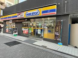 コンビニ　ミニストップ 広尾1丁目店（コンビニ）まで345m