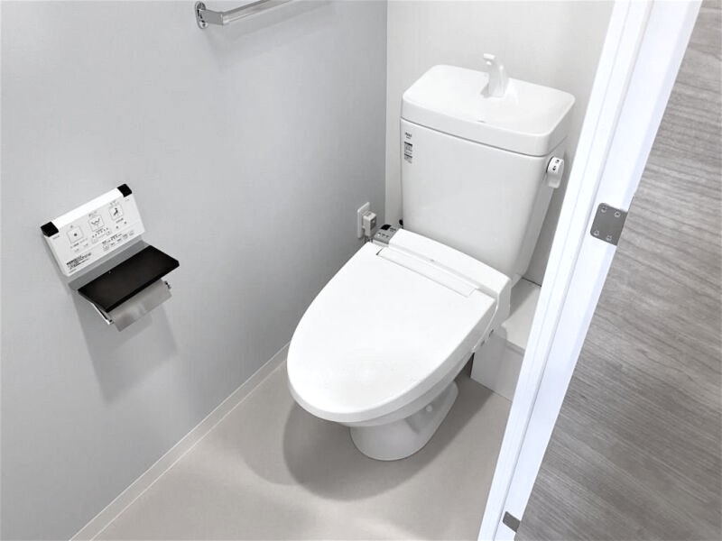 トイレ　トイレ