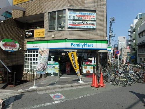コンビニ　ファミリーマート 大山駅北店（コンビニ）まで119m